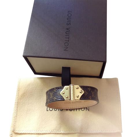 louis vuitton leder armband|louis vuitton wristband.